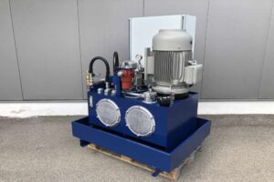 Hydraulikaggregat 30 kW für Prüfstand mit Elektromotor, Hydraulikpumpe und Filtereinheit