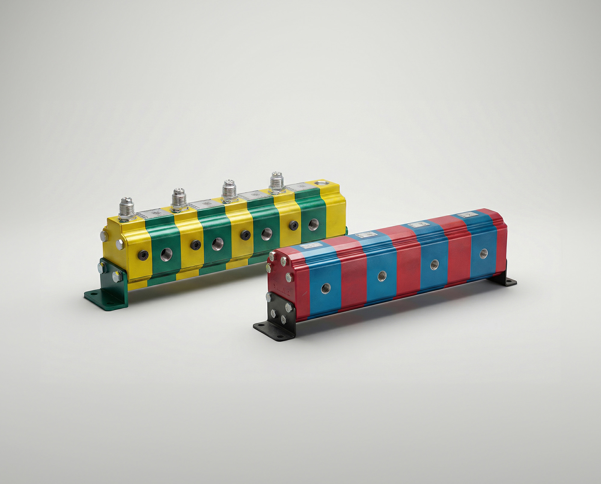 Hydraulik Mengenteiler zur gleichmäßigen Verteilung von Hydrauliköl in Hydraulikanlagen