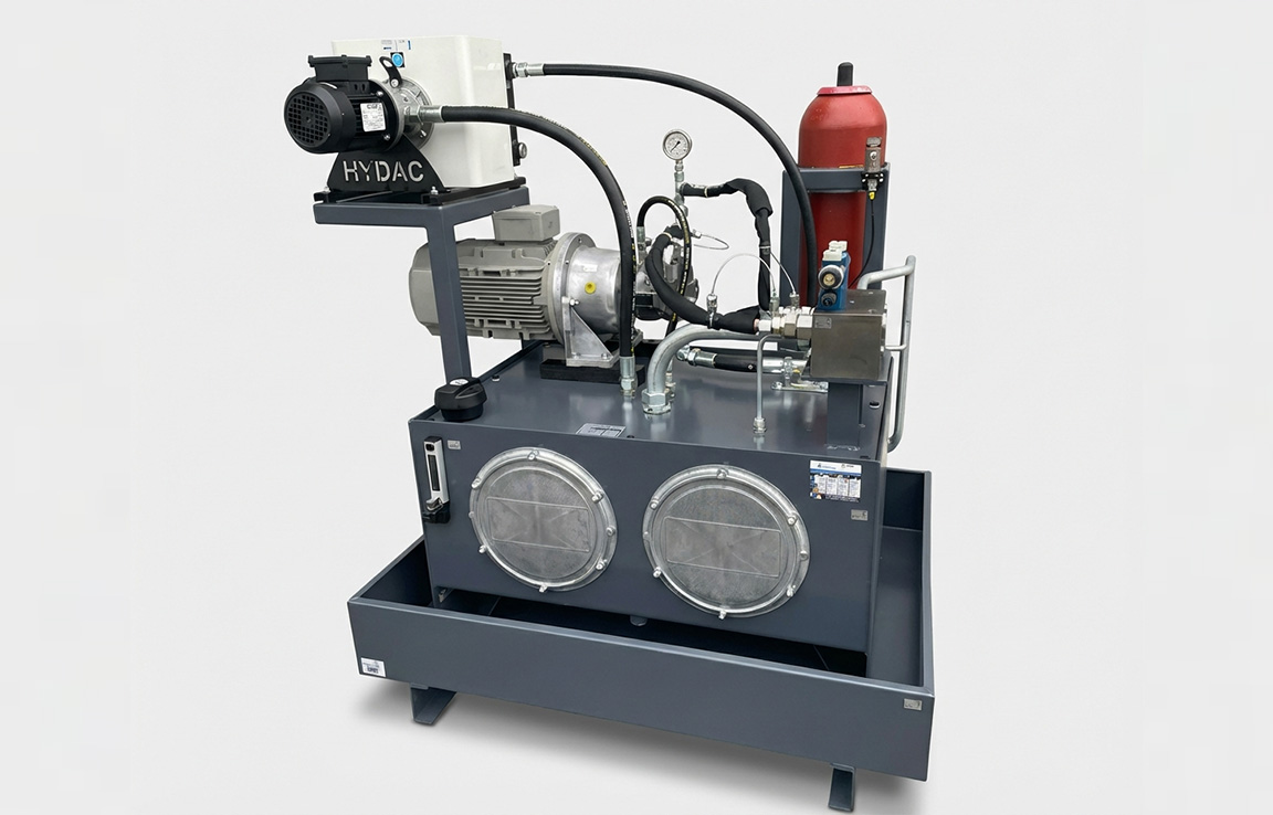 Hydraulikaggregat von Hydrobar mit Elektromotor, Hydraulikpumpe und Hydraulikspeicher.