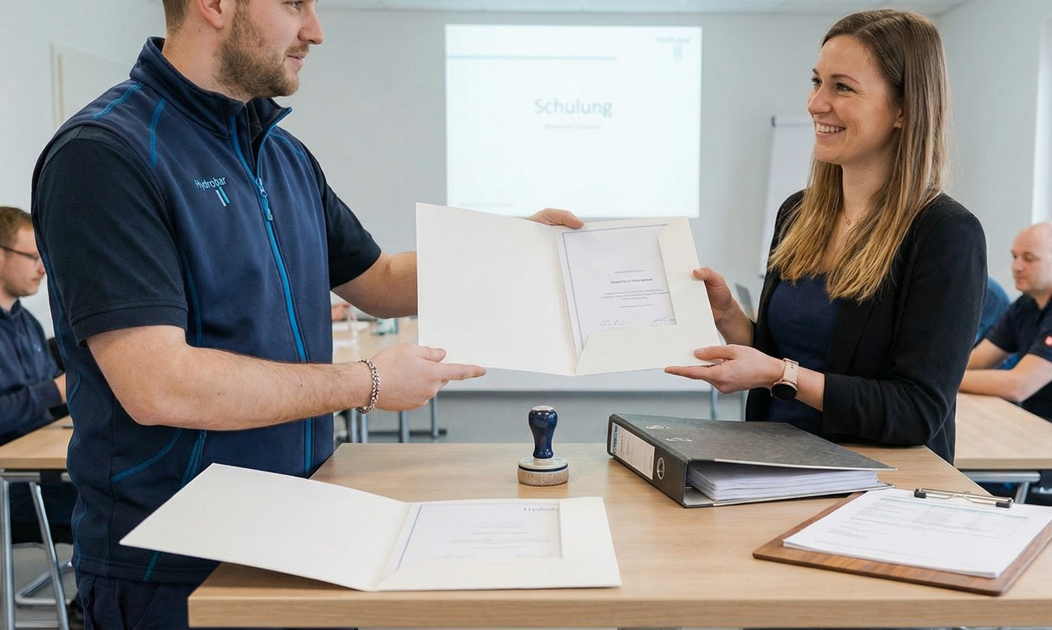 Teilnahmebescheinigung und Zertifikat nach erfolgreicher Hydraulik-Schulung